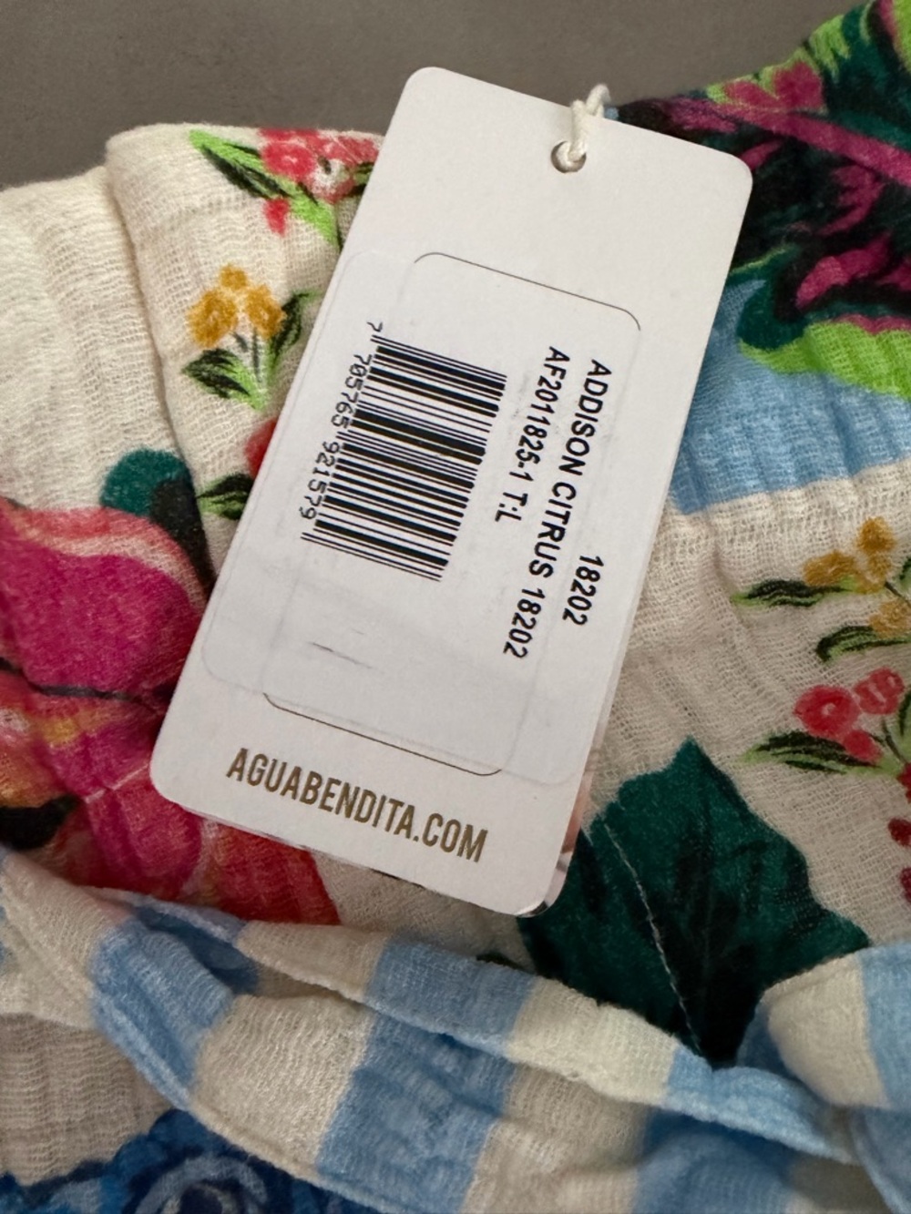 NWT Agua Bendita
Addison Citrus striped-belted floral-print shorts resort large - Picture 6 of 8